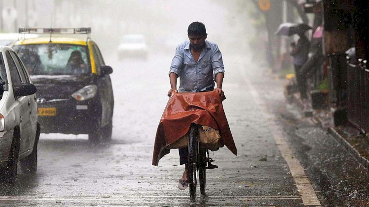Mumbai Rains: IMD Warns of 'Cumulative Impact' of High Tide, Heavy Rainfall amid Red Alert