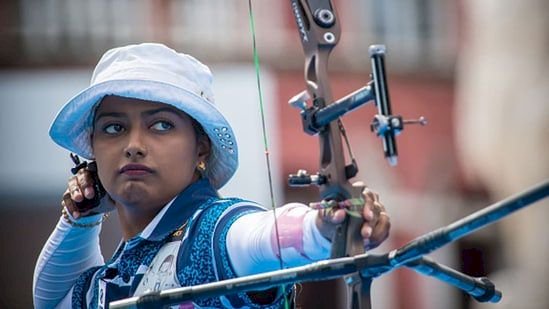 Soren announces ₹50L cash award for archer Deepika Kumari; ₹2 cr for olympic gold winner from J'khand