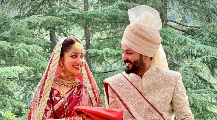 Yami Gautam celebrates one month of marrying Aditya Dhar by sharing wedding pic